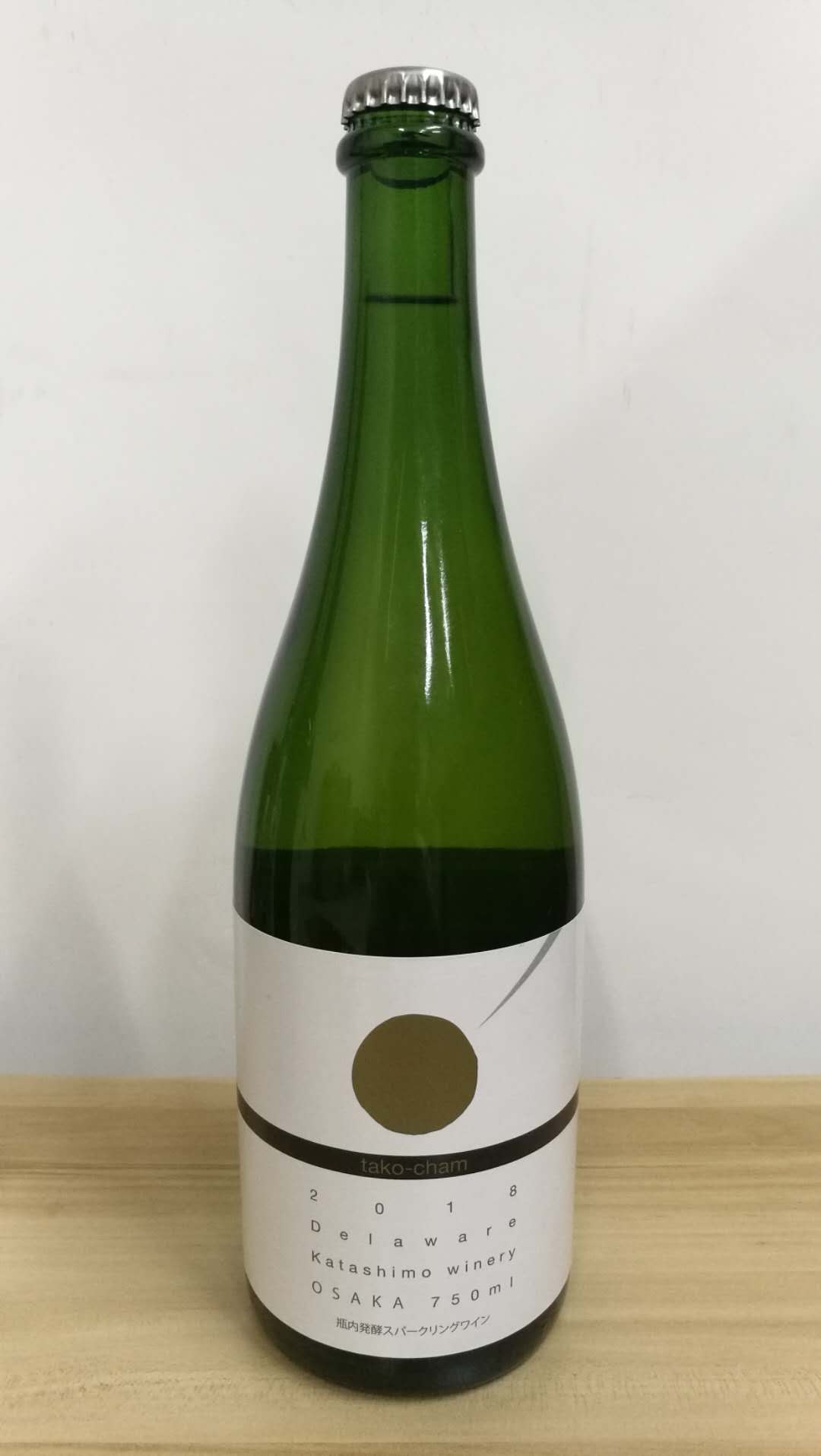 KATASHIMO WINERY tako-cham 起泡葡萄酒  12% 750ml
